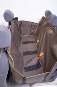 Kardiff Kardimata Anti Slip z zamkiem i bokami 137x167 oliwkowa - mata samochodowa na tylne fotele